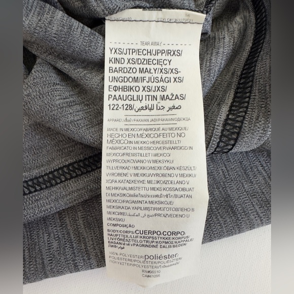 Under Armour Boys' Split Logo Hybrid Short Sleeve Tech T-Shirt Gray Yout… - Picture 5 of 6